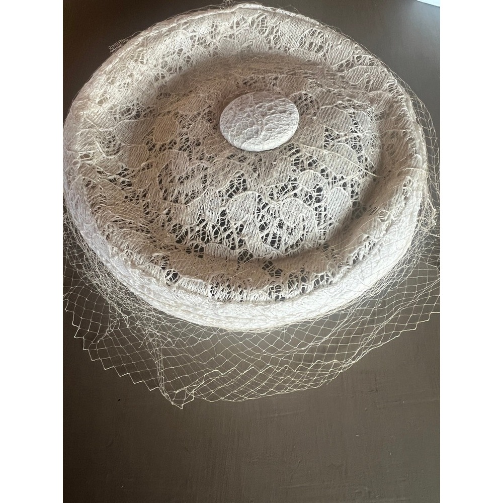 Vintage Pillbox Hat Ivory Floral Lace Birdcage Veil Mid-Century Wedding Retro